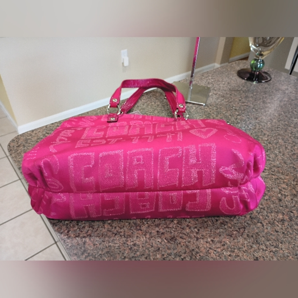 Coach Poppy Storypatch Hot Pink Glam Limited Edition Tote - Picture 16 of 17
